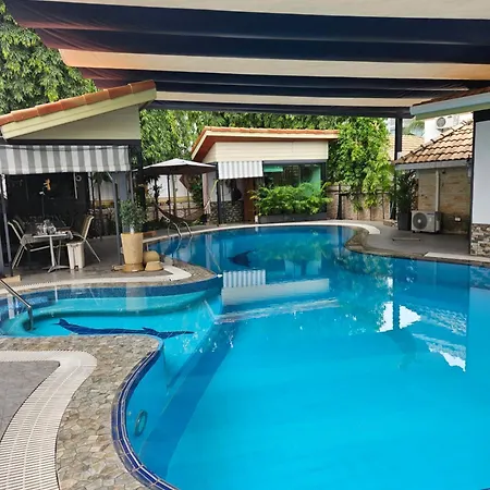 Separate House With Swimming Pool Chiang Mai Exterior photo